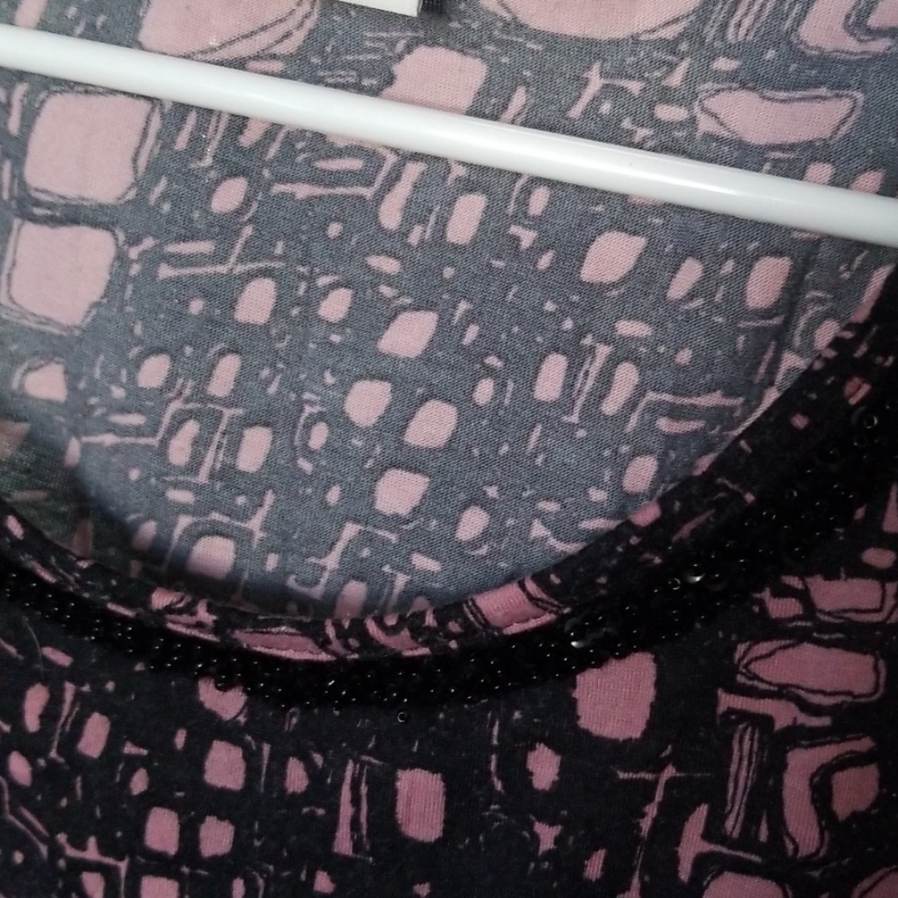 Shirt - Picture 3 of 4